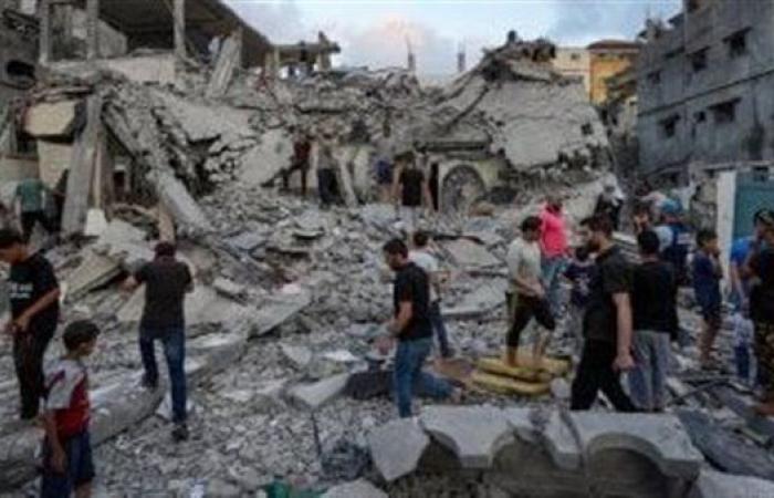مصادر طبية في غزة: مقتل 100 فلسطيني بغارات إسرائيلية منذ فجر الثلاثاء