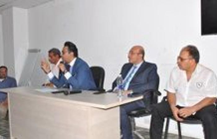 اجتماع موسع برئاسة "دويدار" لمناقشة إجراءات تحسين جودة الخدمات الصحية بالمحافظة