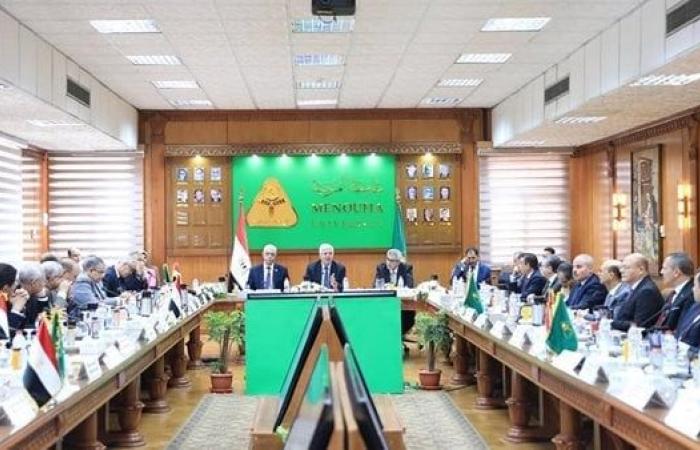 قطاع طب الأسنان بالمجلس الأعلى للجامعات يطالب بالتحقيق مع نقيب أطباء الإسكندرية
