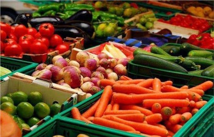 أسعار الخضروات والفاكهة اليوم السبت 19 يوليو 2025