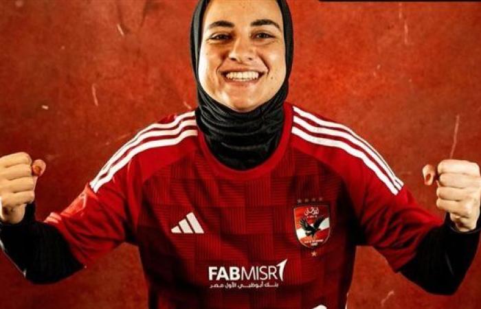الكرة النسائية.. الأهلي يجدد عقود رودينا وثريا وحبيبة.. شادي محمد: وقعن على بياض