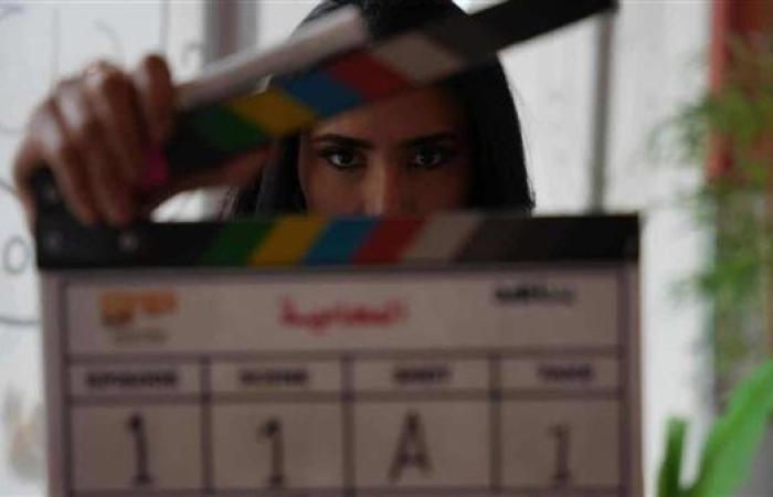 لبنى عبدالعزيز تواجه القانون والضمير في مسلسل "المحامية"