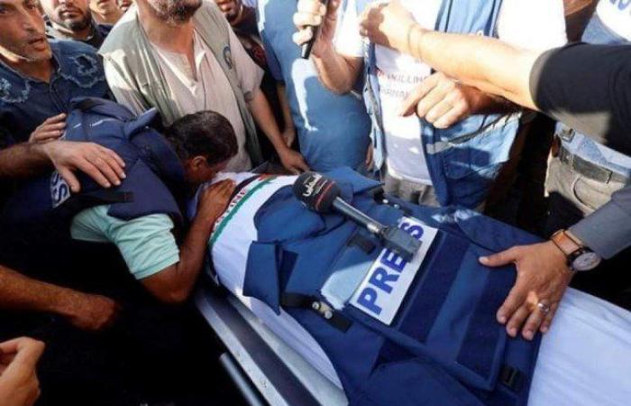 33 شهيدًا من الصحفيين الفلسطينيين منذ بداية العام بنيران الاحتلال الإسرائيلي و739 انتهاكًا بحقهم في الضفة وغزة