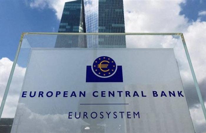 البنك المركزي الأوروبي يقترب من تثبيت أسعار الفائدة عند 2% رغم تهديدات رسوم ترامب الجمركية