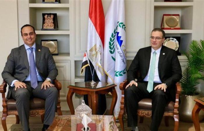 رئيس "التنظيم والإدارة" يستقبل رئيس "الرعاية الصحية".. ويتفقان على تحديث الهيكل التنظيمي للهيئة