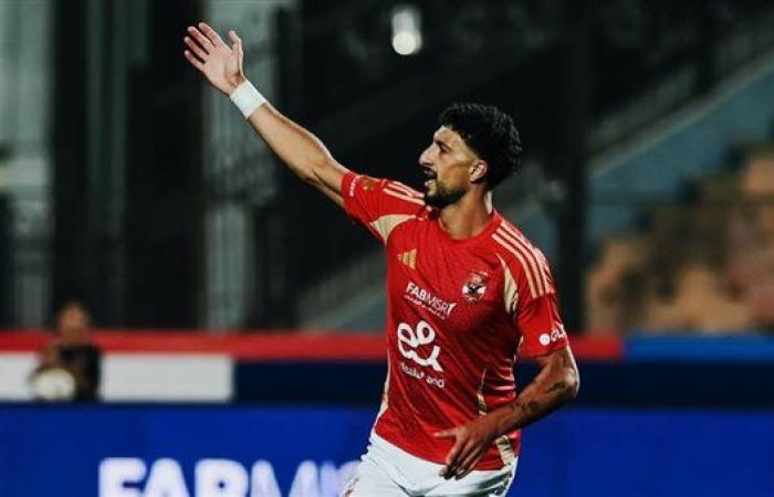 وسام أبو علي يواصل التدريب منفردا وينتظر قرار الأهلي