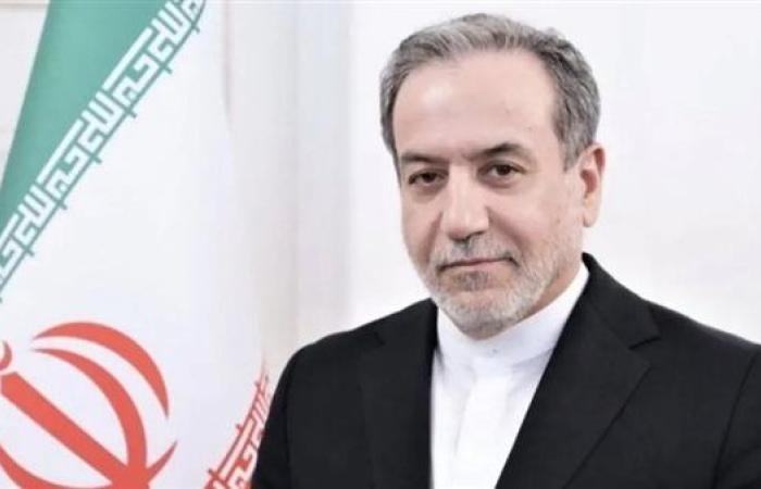 وزير خارجية إيران: الحل السلمي التفاوضي هو السبيل الوحيد للتوصل إلى اتفاق بشأن برنامجنا النووي