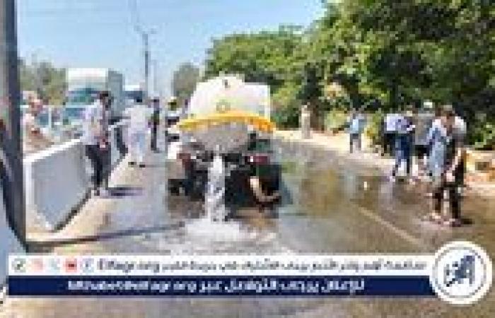 شاهد لحظة التعامل مع انقلاب سيارة زيت علي طريق المنصورة أجا في الدقهلية