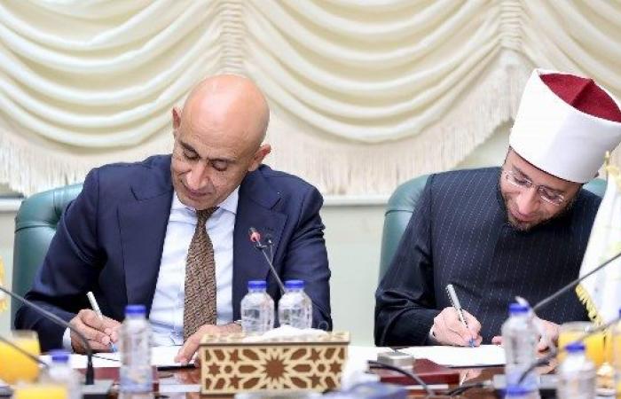 وزيرا الأوقاف والتعليم يوقعان بروتوكول تعاون لإطلاق حضانات تعليمية بالمساجد