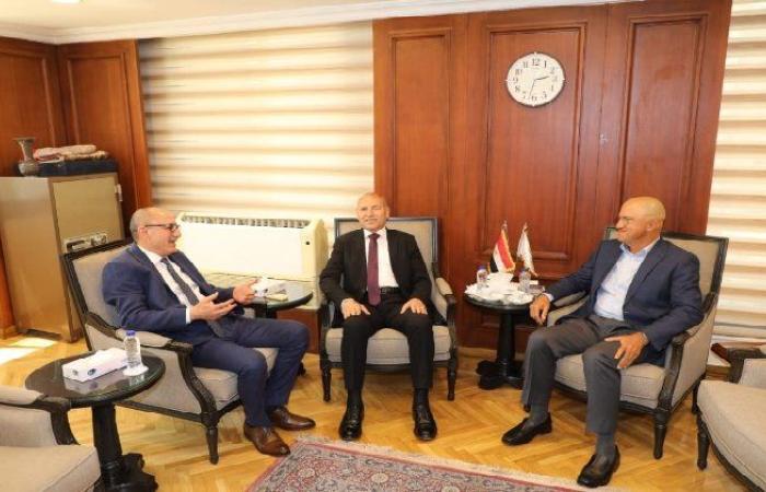 محافظ القاهرة يلتقي رئيس اتحاد الصناعات المصرية لمناقشة سبل دعم الصناعة والفرص الاستثمارية