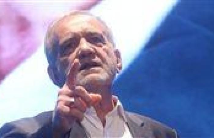 الرئيس الإيراني: نواجه أزمة مياه خانقة في طهران والوضع بلغ مرحلة حرجة