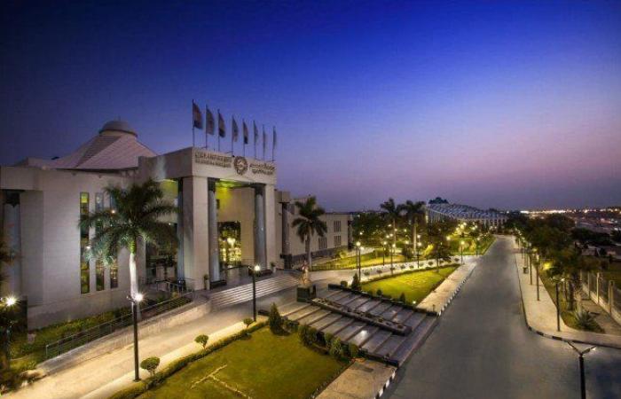 جامعة مصر للعلوم والتكنولوجيا تعلن مصروفات العام الدراسي 2025 - 2026