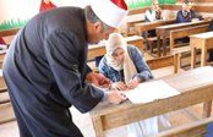 نتيجة الثانوية الازهرية 2025.. أسماء الأوائل على مكتب شيخ الأزهر