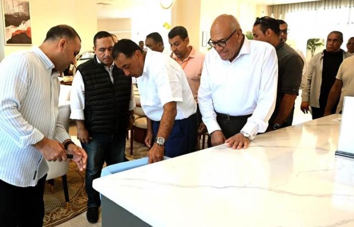 رئيس الوزراء يفتتح معرض الهيئة العربية للتصنيع بنورث سكوير العلمين.. وتخفيضات حتى 50% بمناسبة الافتتاح