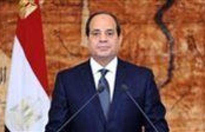 الرئيس السيسي يجتمع بوزير الداخلية اللواء محمود توفيق