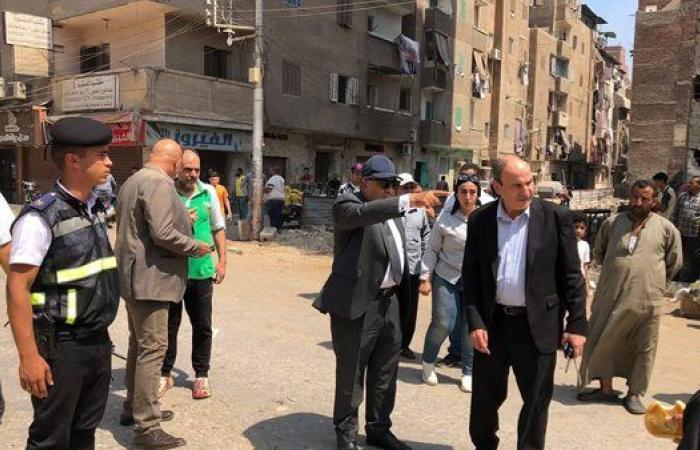 محافظ الدقهلية يوجه بإخلاء شارع الجلاء من الباعة الجائلين.. وتسكينهم بأماكن مناسبة
