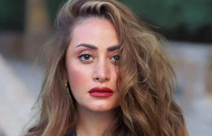 "منة تيسير" توجه رسالة حادة للمسيئين إليها .."أحنا مش في غابة" (صورة)