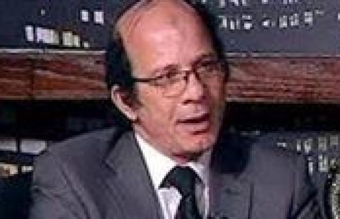 أستاذ تربية يحذر طلاب الثانوية من التسرع في اختيار الكلية