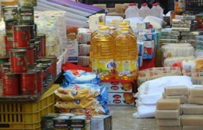 تراجع أسعار الدقيق والسكر وزيت عباد الشمس والمكرونة والعدس في الأسواق المصرية