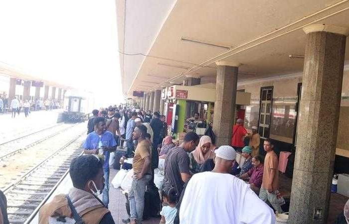انطلاق القطار الثاني لتيسير العودة الطوعية للأشقاء السودانيين إلى وطنهم