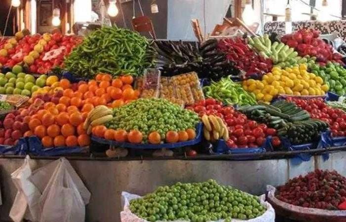 أسعار الخضار والفاكهة اليوم الإثنين