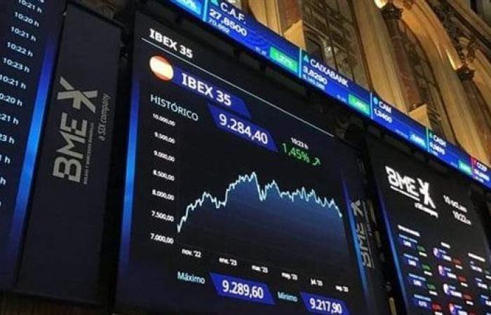ارتفاع أسواق الأسهم الأوروبية مع تحسن المعنويات بعد الاتفاق التجاري مع أمريكا
