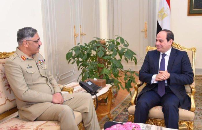 الرئيس السيسي يبحث مع رئيس هيئة الأركان الباكستانية تعزيز التعاون العسكري