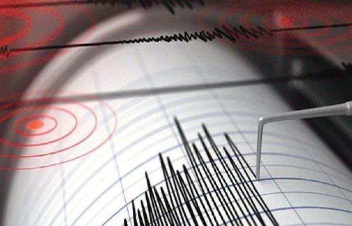 بقوة 8 درجات.. زلزال عنيف يضرب سواحل روسيا
