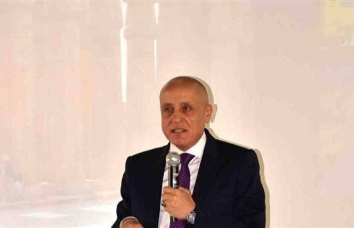 محافظ الأقصر يشهد ملتقى جماهيري بمكتبة مصر العامة احتفالًا بعام من الإنجازات والعطاء"