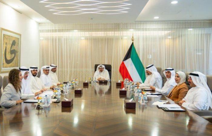 رئيس مجلس الوزراء يترأس اجتماعا للجنة متابعة الاتفاقيات ومذكرات التفاهم بين الكويت الصين