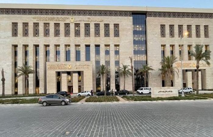 دليل التعليم العالي لتجنب الأخطاء في تنسيق الجامعات 2025 الإلكتروني