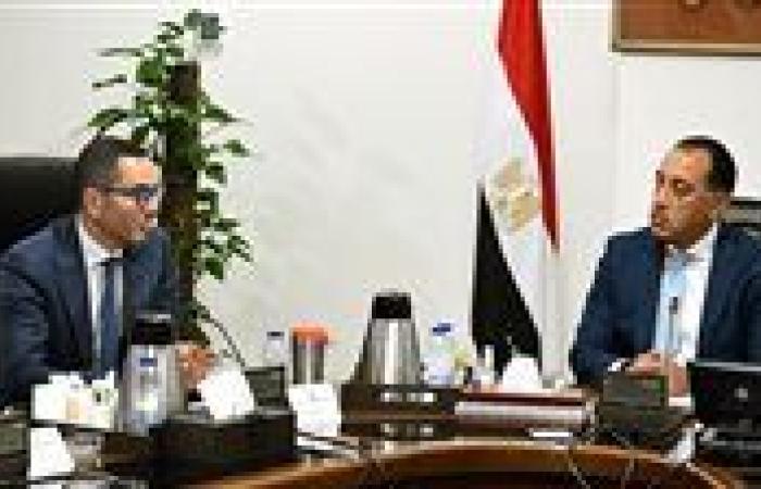 «مدبولي» يتابع مع وزير الاستثمار جهود تطوير منظومة الإفراج الجمركي