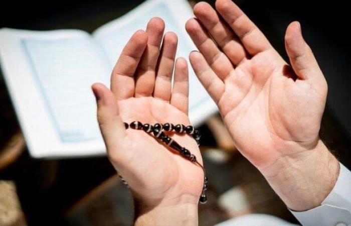 اللهم اجعل الريان بابنا والكوثر شرابنا.. دعاء يريح القلب |ردده الآن
