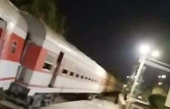 تفاصيل خروج قطار عن القضبان بمحطة السنطة دون إصابات.. والأجهزة الأمنية تتدخل