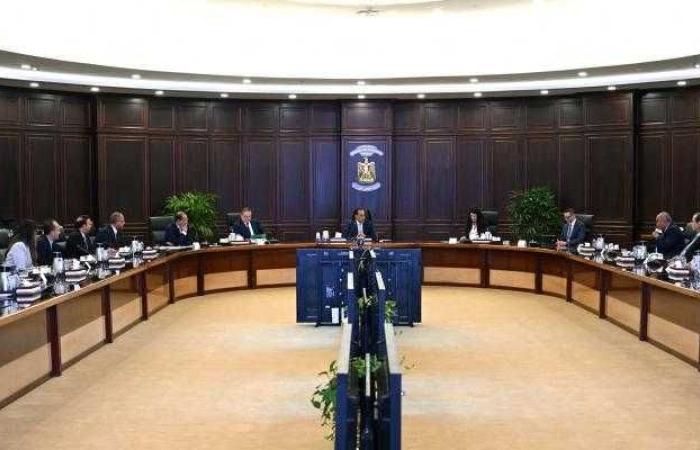 رئيس الوزراء يترأس اجتماع المجلس التنسيقي للسياسات المالية والنقدية