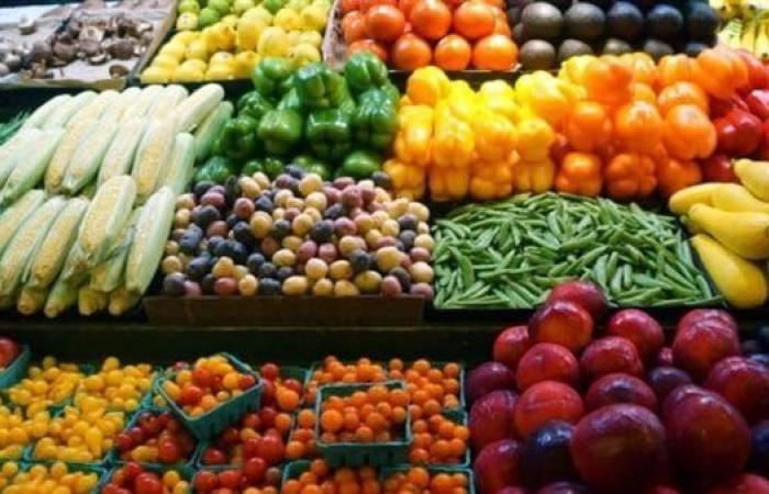 أسعار الخضراوات والفاكهة في مستهل تعاملات اليوم الجمعة