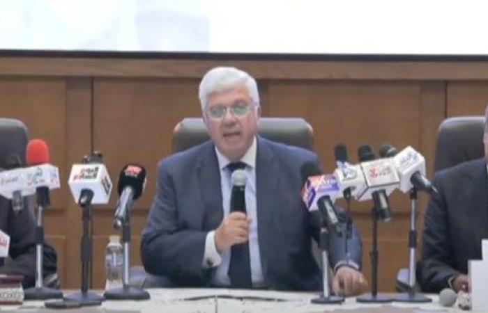 «منها طب أسنان سوهاج و تمريض السادات».. وزير التعليم العالى يعلن بدء الدراسة فى 7 كليات جديدة بالجامعات الحكومية
