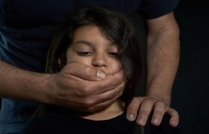 أسرة الطفل «آدم» تكشف تفاصيل صادمة حول اعتداء مدرب كرة قدم بالإسكندرية على نجلهم