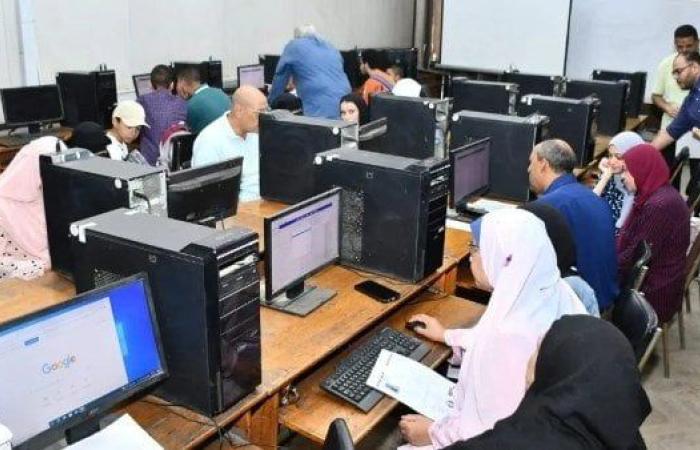 مؤشرات القبول 2025 في جامعة القاهرة وعين شمس وحلوان