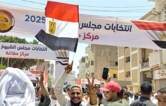 انتخابات الشيوخ 2025.. إقبال متزايد على اللجان الانتخابية بمركز مغاغة بالمنيا
