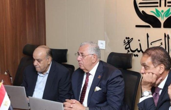 بحضور الأمين العام وأمين التنظيم.. غرفة العمليات المركزية لحزب الجبهة الوطنية تواصل انعقادها لليوم الثاني من التصويت في انتخابات الشيوخ