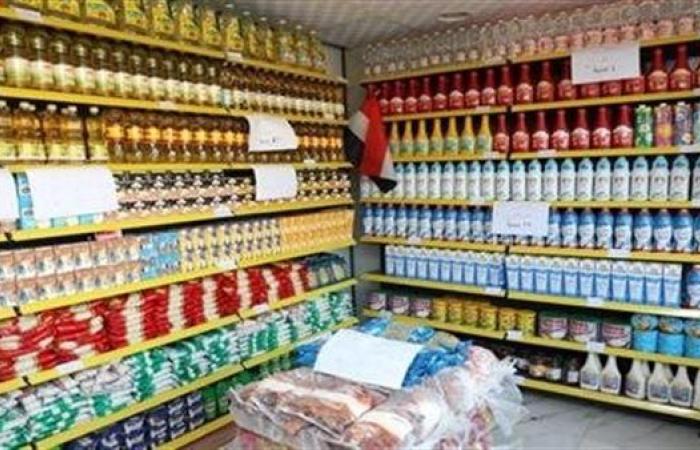 أغرب حاجة في مصر.. الدولار كل يوم بينزل والأسعار فى الطالع