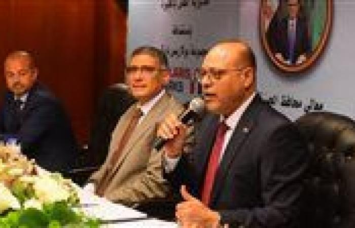 وزير العمل: لن نسمح بعمالة أجنبية على أرض مصر بدون ترخيص