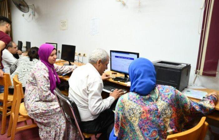 تنسيق الجامعات 2025.. معامل الحاسبات تنتظم في تقديم الدعم الفني للطلاب