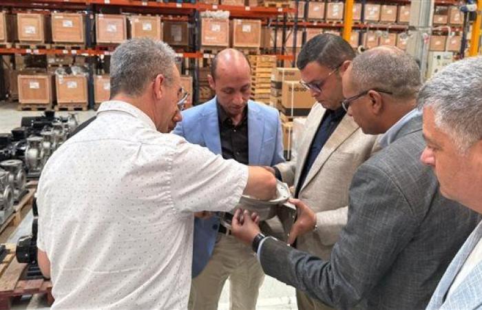 وزير الإسكان يبحث مع شركة "Hydroo" الإسبانية توطين صناعة الطلمبات في مصر