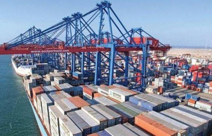 موانئ البحر الأحمر تتداول 10 آلاف طن من البضائع العامة والمتنوعة في يوم واحد
