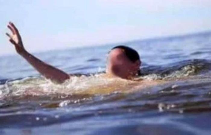 انتشال جثمان شاب لقى مصرعه غرقا فى النيل بالأقصر