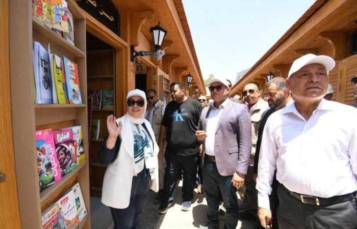 وزير الإسكان ومحافظ القاهرة يتفقدان مشروع إحياء حديقة الأزبكية ضمن مشروعات تطوير القاهرة الخديوية