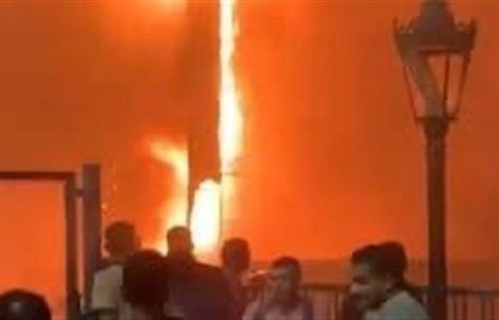 حريق هائل يلتهم “كشري الخديوي” بجوار محطة مترو شبرا الخيمة