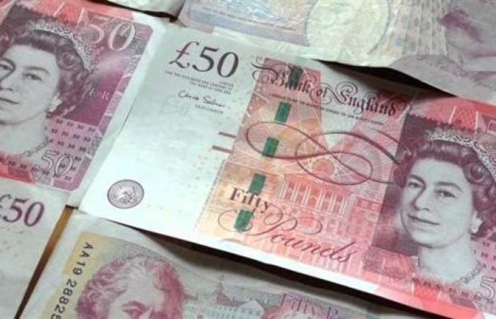 الجنيه الاسترلينى بسجل 65.5 جنيه فى البنك المركزى منتصف تعاملات اليوم 9-8-2025